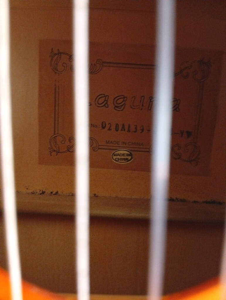 Laguna Gitar - 4