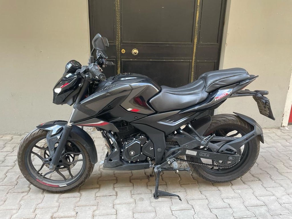 Bajaj Pulsar n250 2023 model - 4