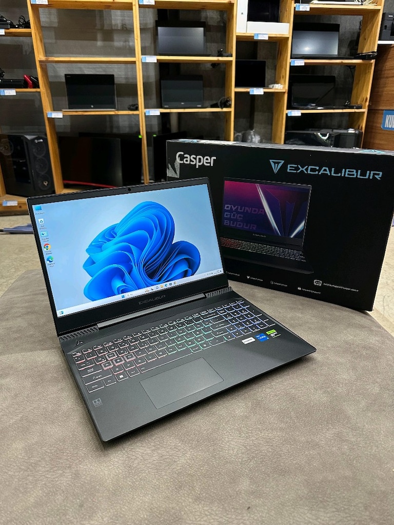 EXCALIBUR Gaming laptop i5 12 nesil 16 GB 512 GB SSD RTX 3050 - 3