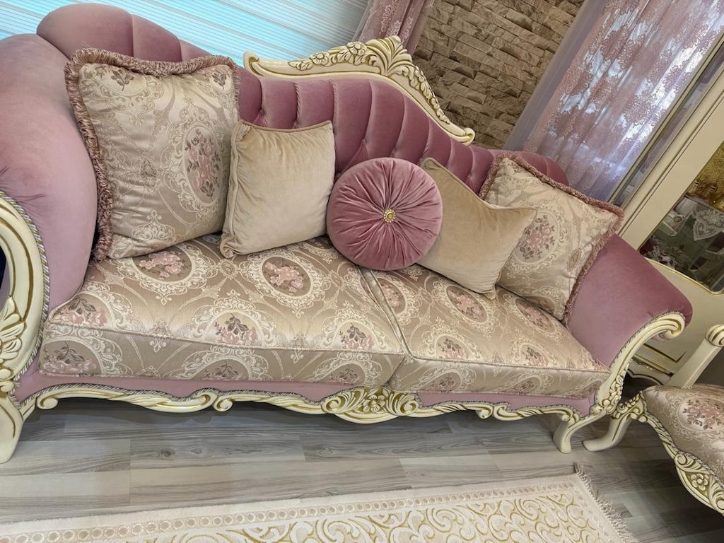 Avangart mobilya , pembe perde dahil - 13