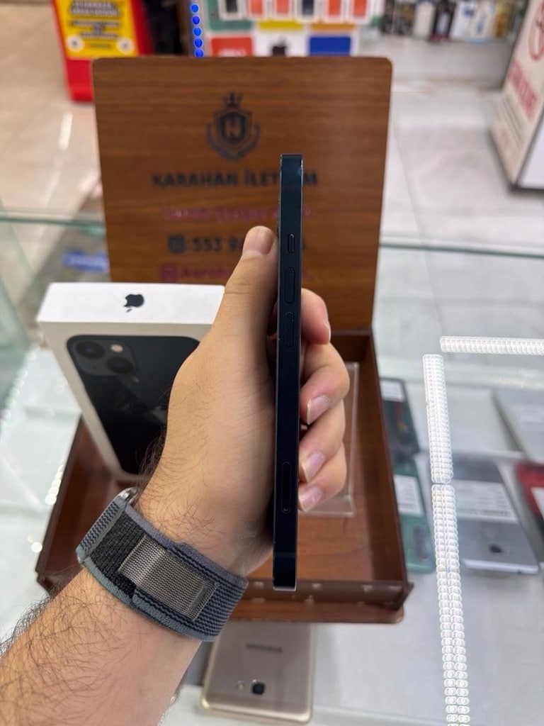 İphone 13 128gb pil86 6ay garanti - 2