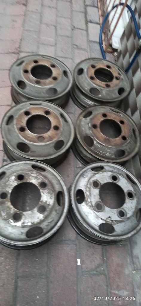 215 75 16c 16 jant 6 adet Mitsubishi - 2