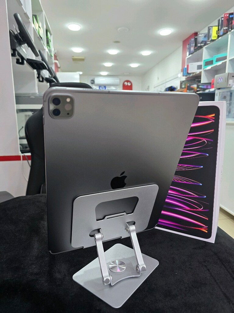 APPLE iPAD PRO 12.9” 6. NESİL – 2 TB – WI-FI + CELLULAR Kusurs - 13