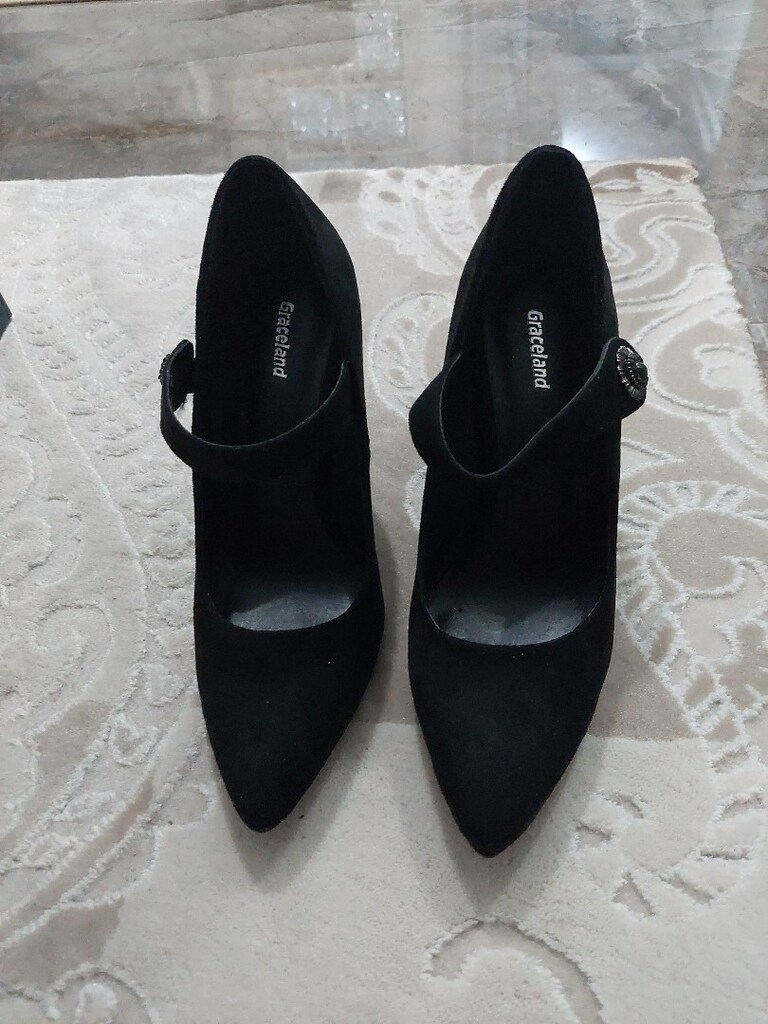 stiletto 37 - 2