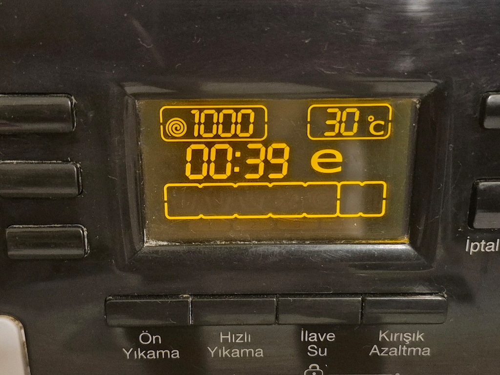 mükemmel çalışır durumda çamaşır makinesi - 3