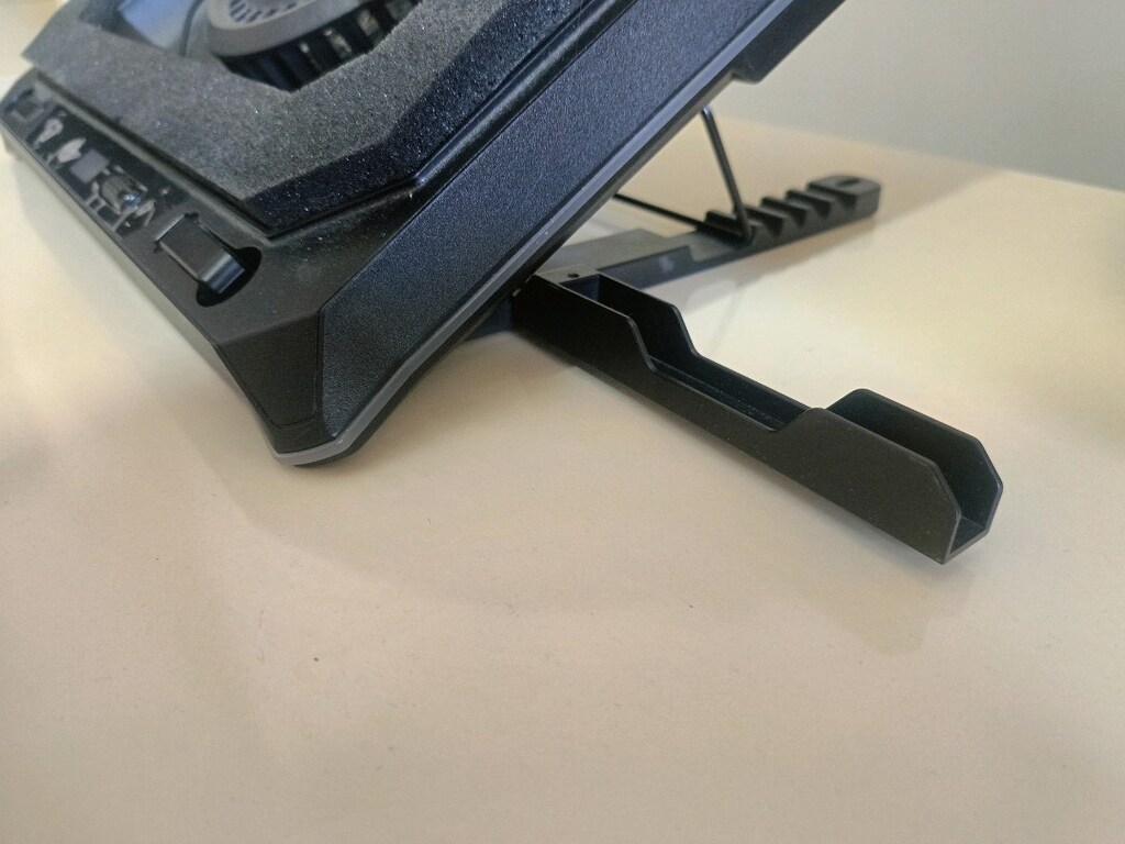ACİL - SIFIR AYARINDA Claw's Arctic Pro RGB Oyuncu Laptop Soğutucu - 7