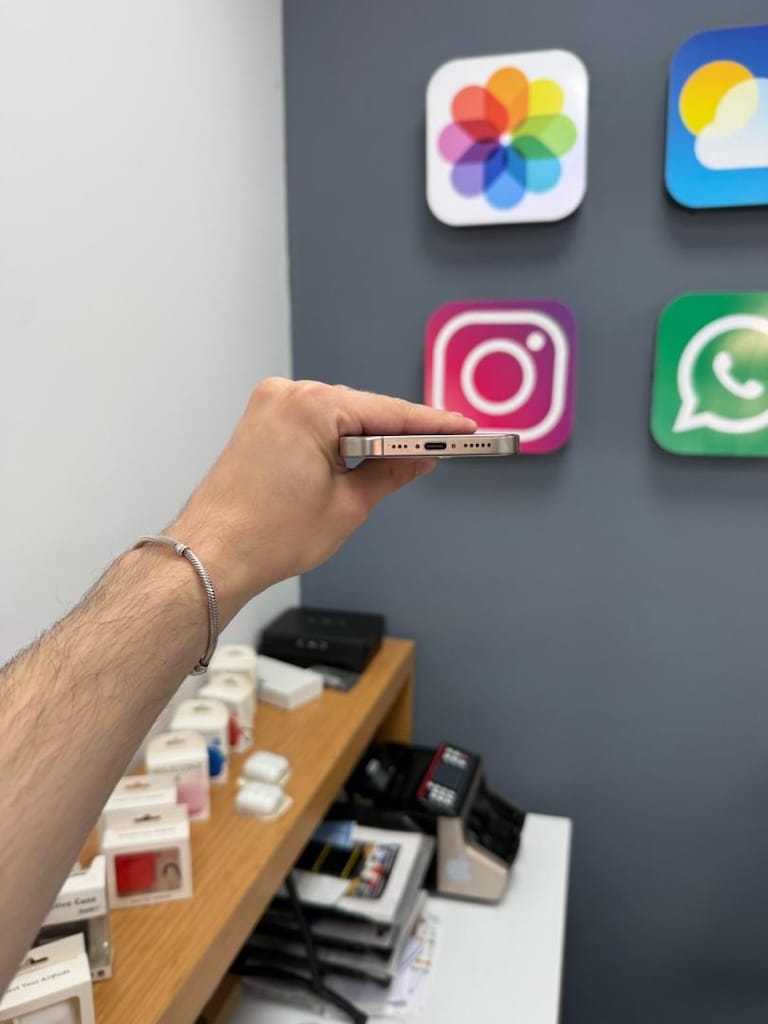 İphone 16 Pro 128 Gb Natural Titanium Temiz - 5