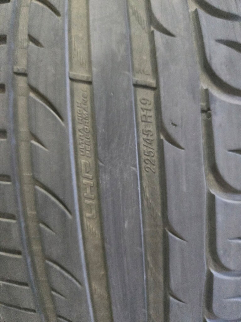 225 45 R19 Riken - 7