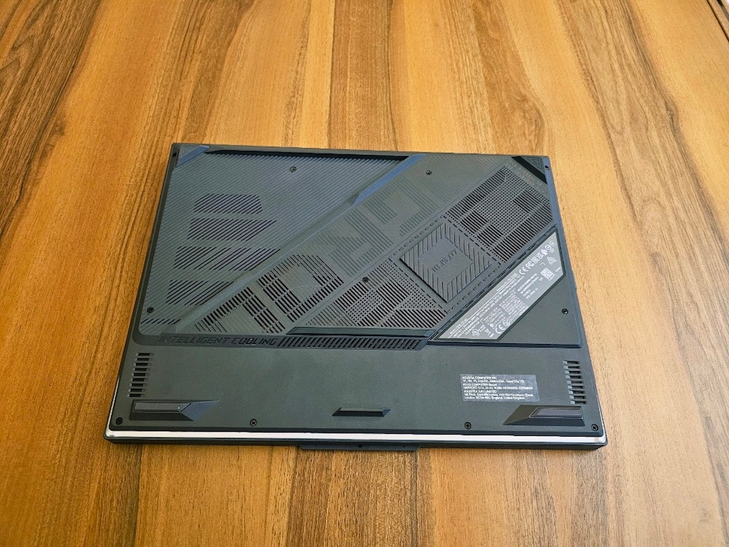 Asus Rog Strix Rtx4070 i9 Oyuncu laptop - 8