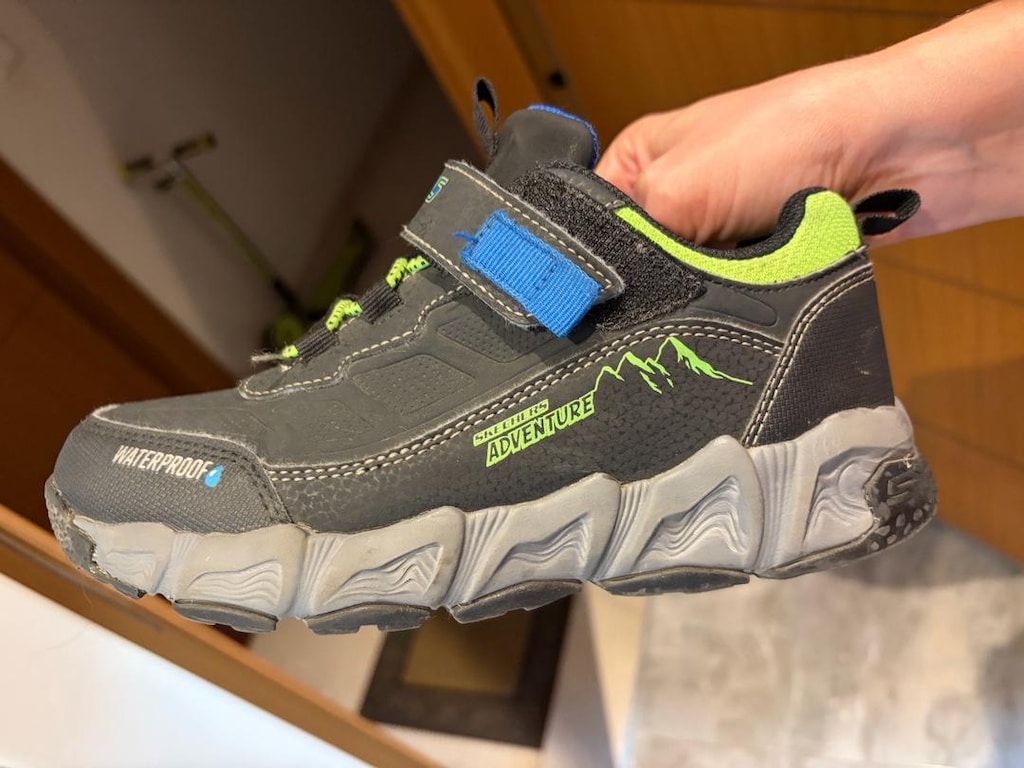 Skechers - 4