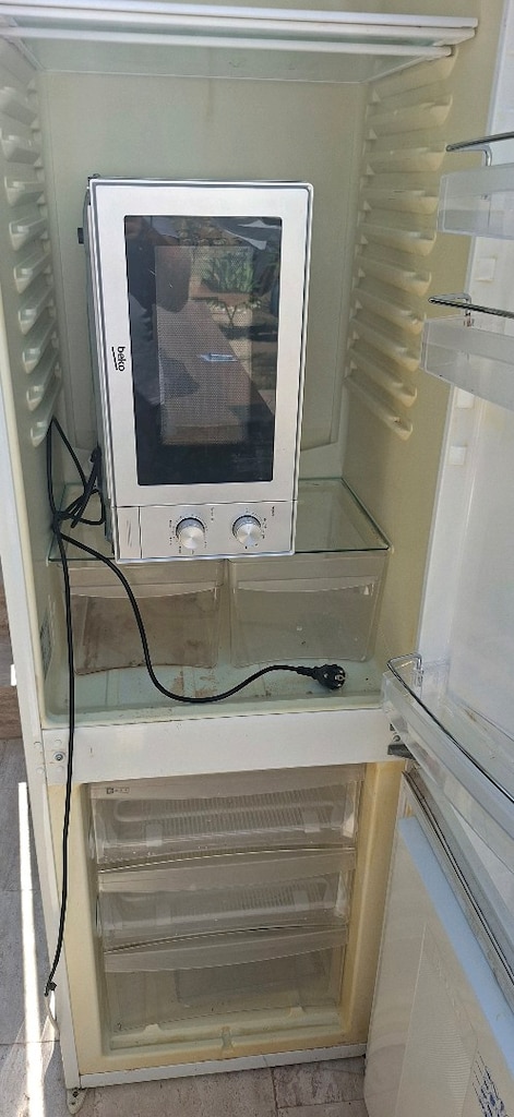 Franke Ankastre buzdolabı ve mikrodalga fırın - 2