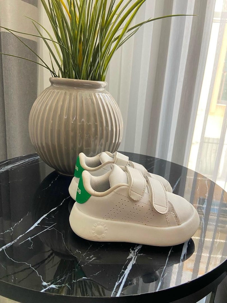Adidas Çocuk Ayakkabısı 21 numara