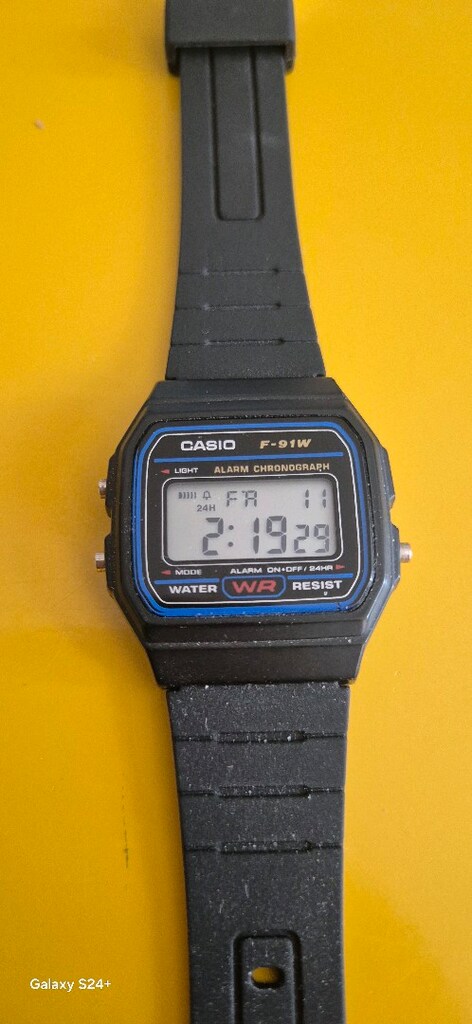 CASIO F-91 Tertemiz sorunsuz - 3
