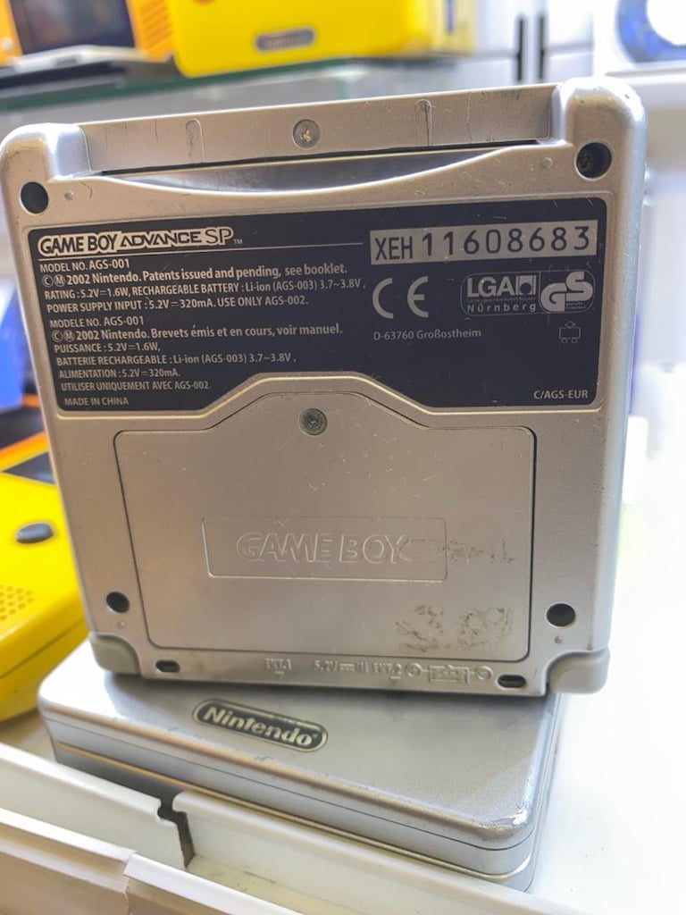Nintendo gameboy ADVANCE sp - 2