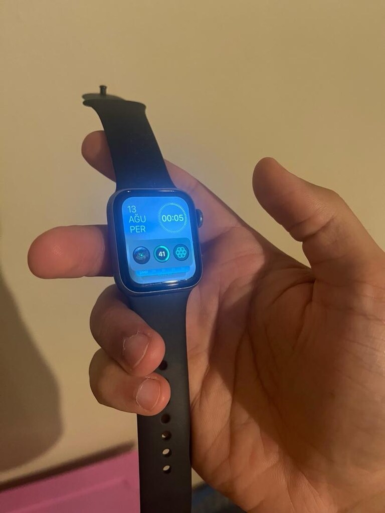 Apple watch series 5 - 5