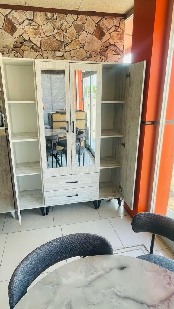 4 kapaklı elbise dolabı - 4