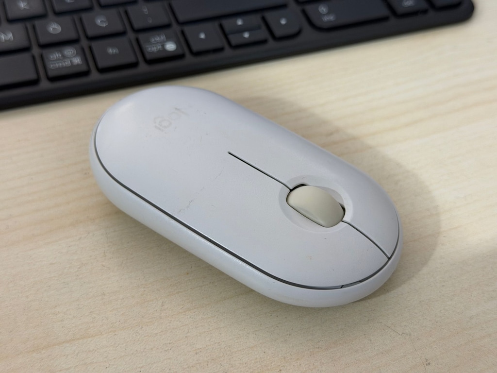 Logitech M350 Pebble İnce Kablosuz Bluetooth Optik Mouse - 10