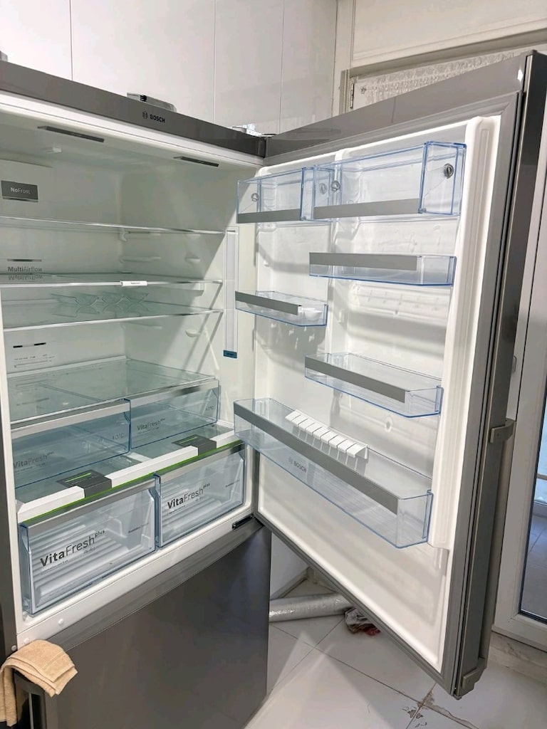 Bosch XXL Buzdolabı KGN86AID1N - 4