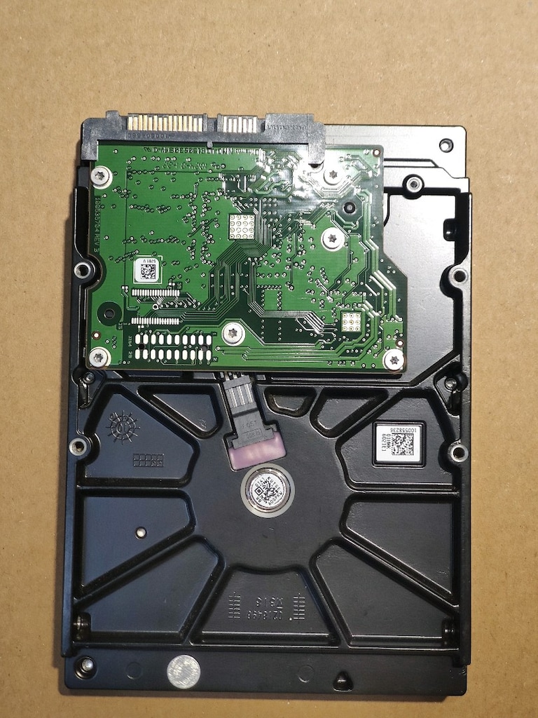 Seagate 320 GB 3.5" Sata Hard Disk - 2