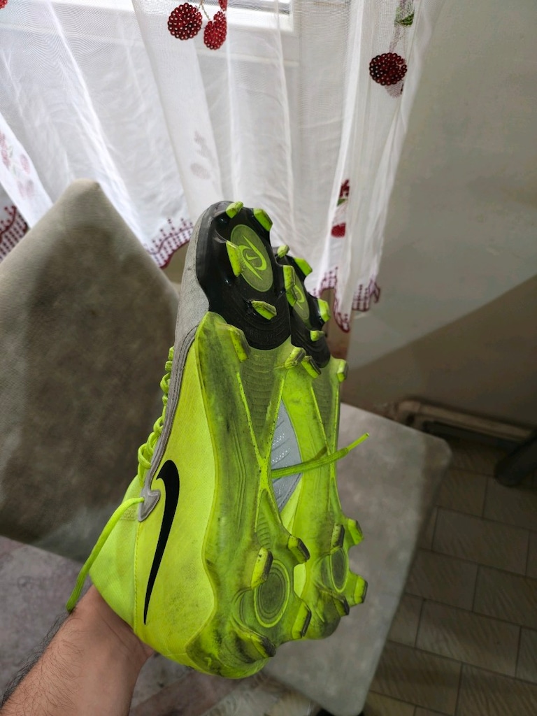 Nike Phantom Luna II Academy Fg/Mg FD6725 43 Numara Erkek Krampon - 6