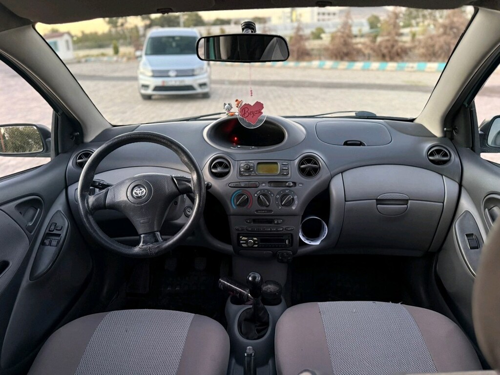TOYOTA YARİS 1.3 Vvti SAF BENZİNLİ - 10