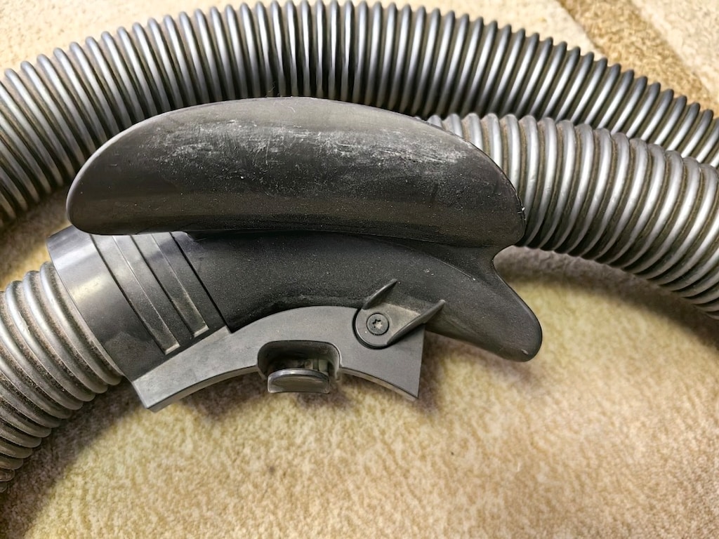 Dyson DC23 hortum sağlam - 4