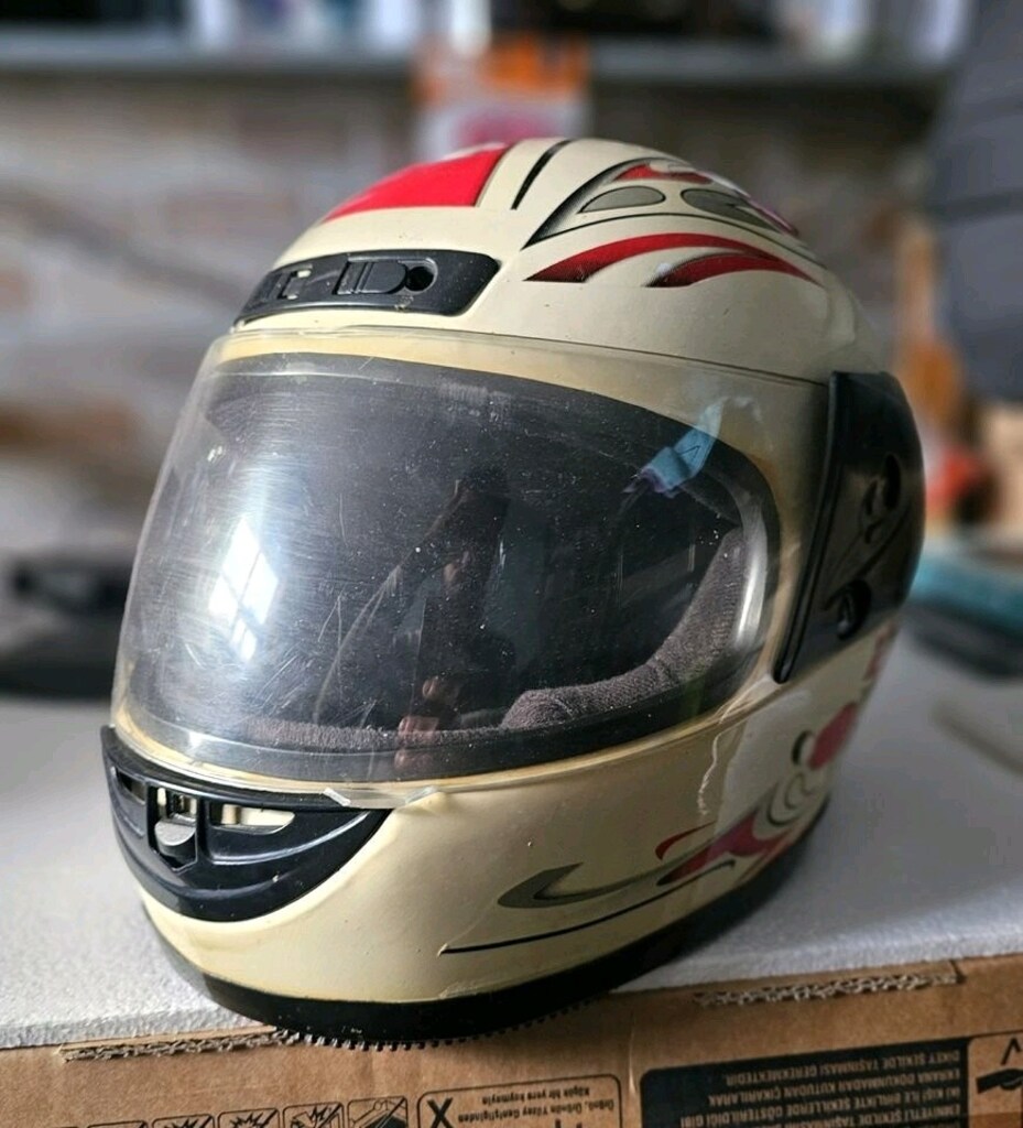 Satılık Motorsiklet Kaskı - 7