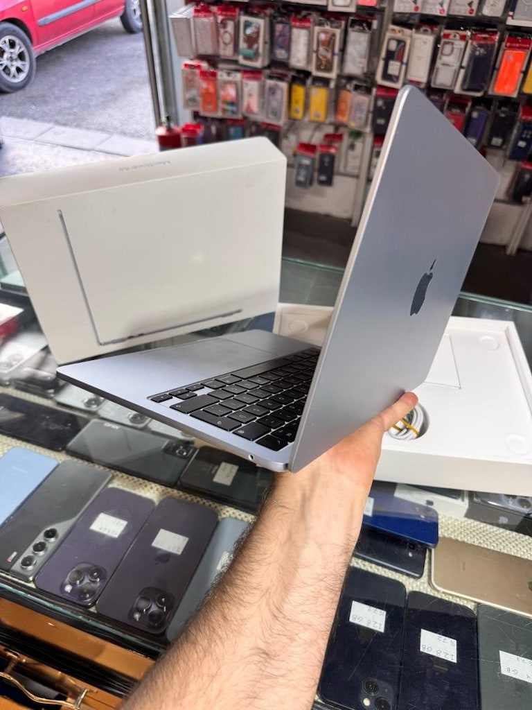 *APPLE MACBOOK AİR M4 13” 16/256 GB DEVİR SAYISI 35 PİL %100 KLAVYEY - 3
