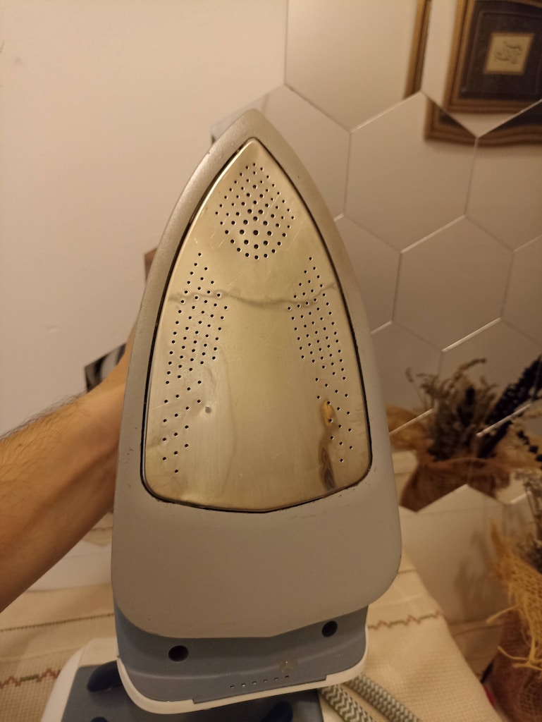 De’Longhi VVX1865 Stirella Dual 2200W Buhar Kazanlı Ütü - 4