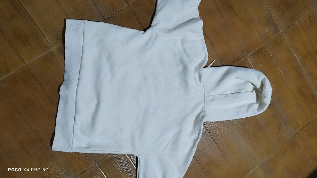 #Zara krem renk sweat..Fermuar sıkıntılı...Eni çekilince 50 Boy 57??? - 6