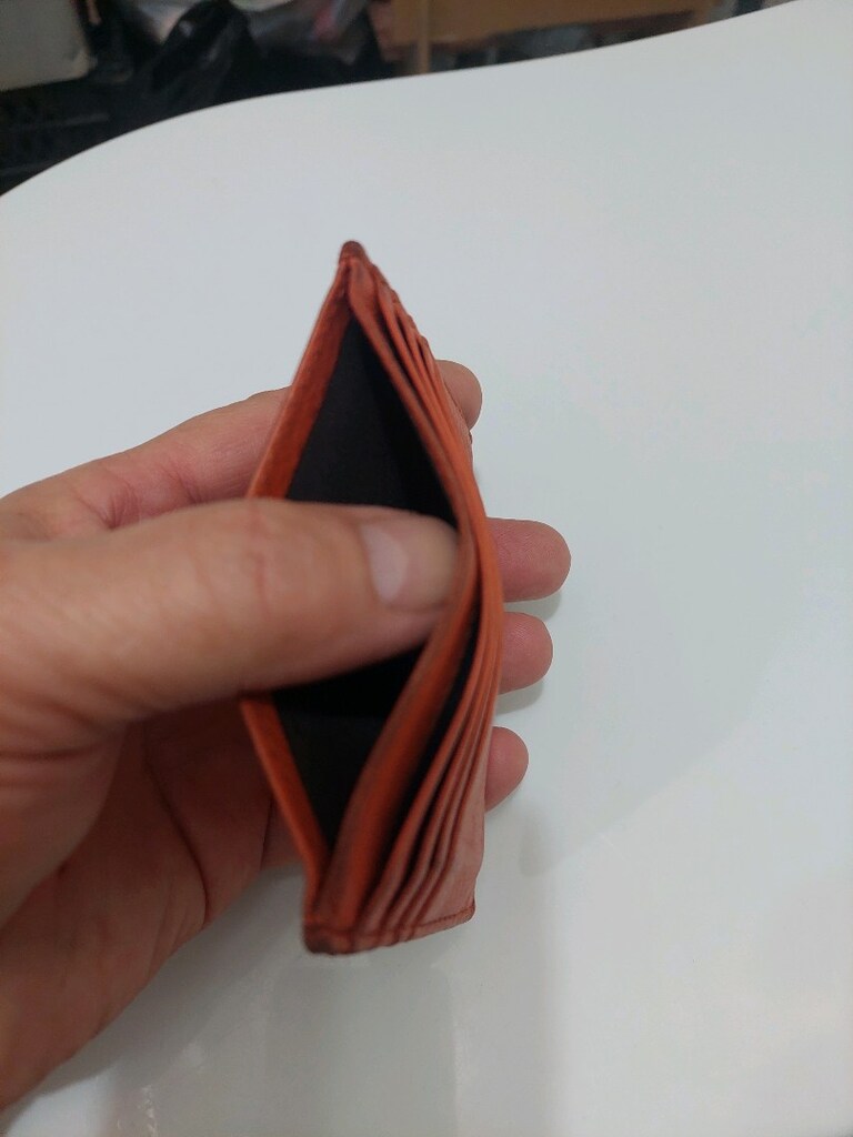 Desa deri kartlık cüzdan. Yırtığı söküğü yok - 5