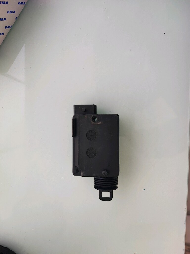 Clio 2 kapı kilit motoru sıfır hiç kullanılmamış - 2