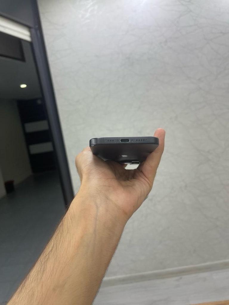 İphone 15 - 4
