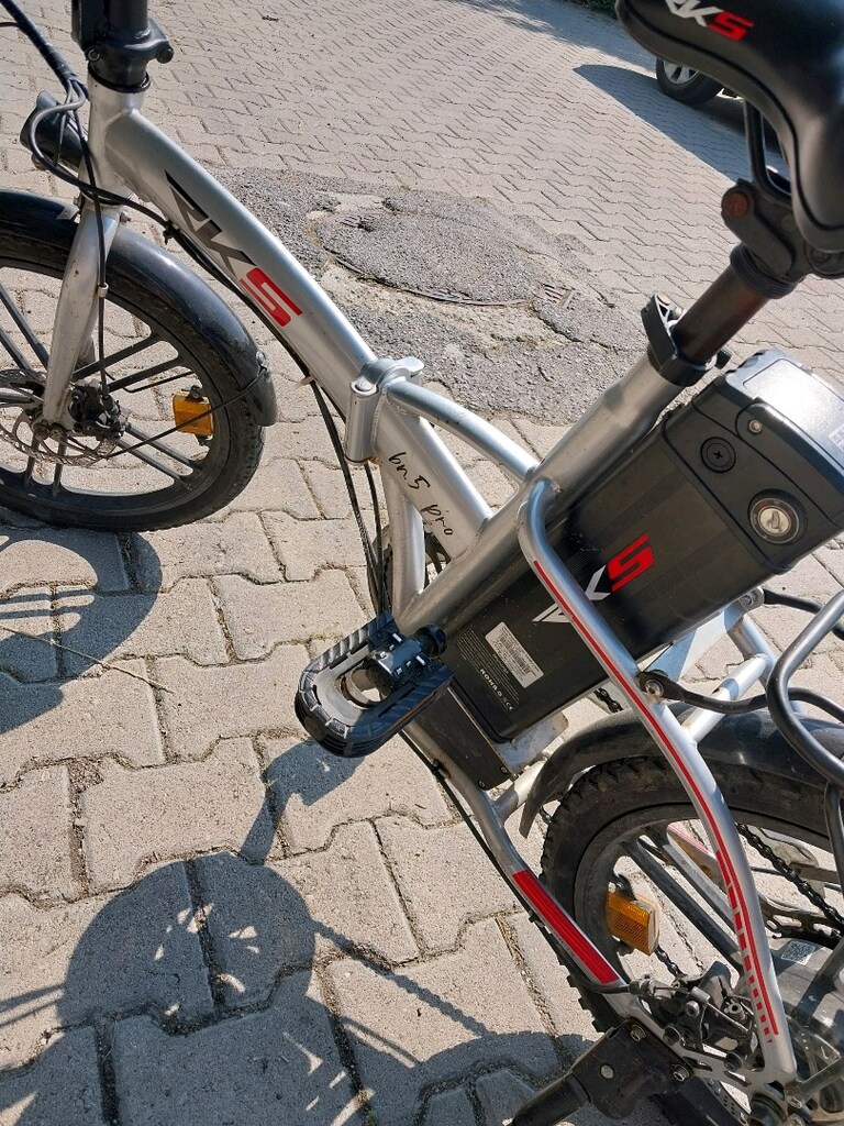 RKS markasının BN5 Pro model elektrikli ve katlanabilir bisikletidir. - 7