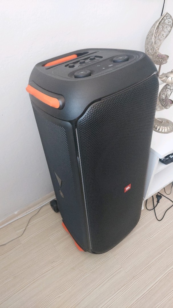 JBL 710 partybox (Kutulu faturalı garantili) - 5