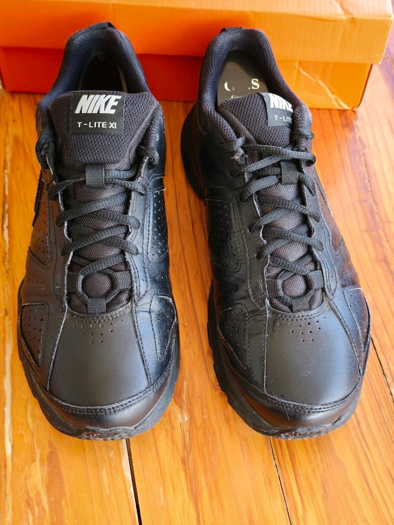 Nike T-lite Orjinal sıfır gibi üründür spor salonu içinde giyildi - 2