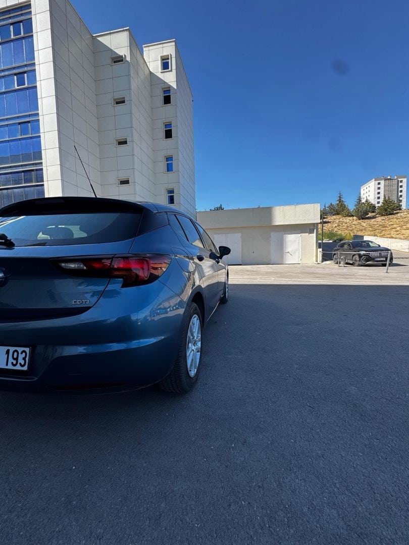 2015 opel astra - 9