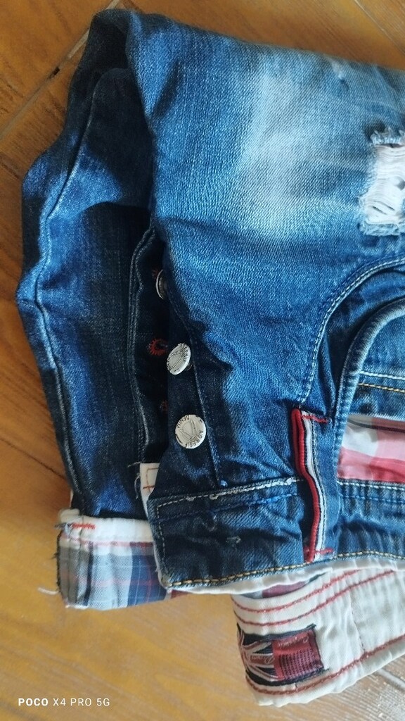 #Bermuda kot şort pantolon Eni 40 Boyu 58
  U.S polo, Zara ve bir çok - 10