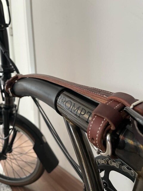 Brompton hand carry