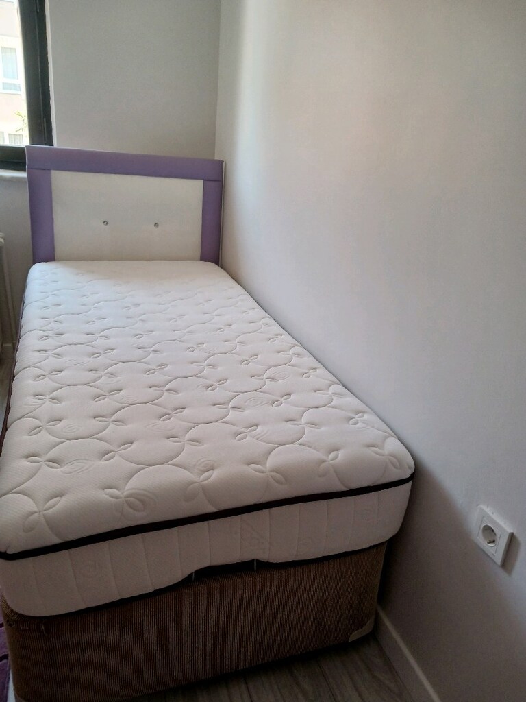Tek kişilik bazalı yatak tertemiz sorunsuz - 2