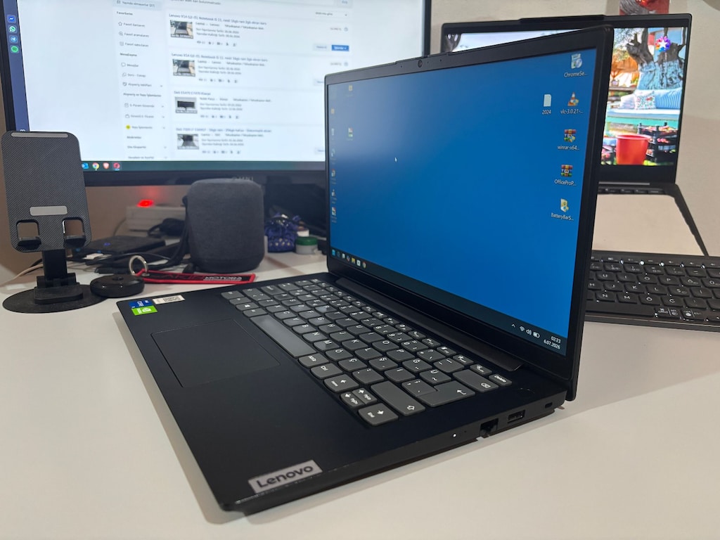 Lenovo V14 G2-ITL Notebook i5 11. nesil 24gb ram 2gb ekran kartı - 3