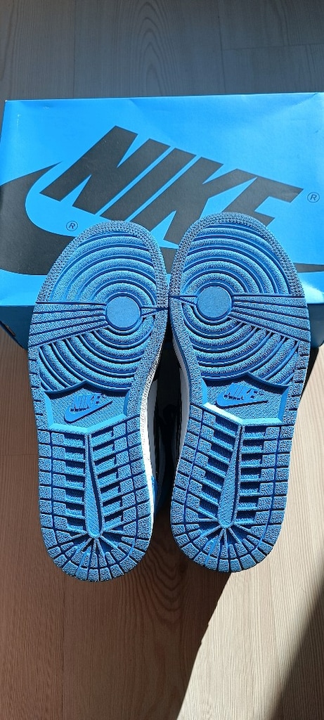 Air Jordan 1 Retro High OG UNC Toe 41 - 7