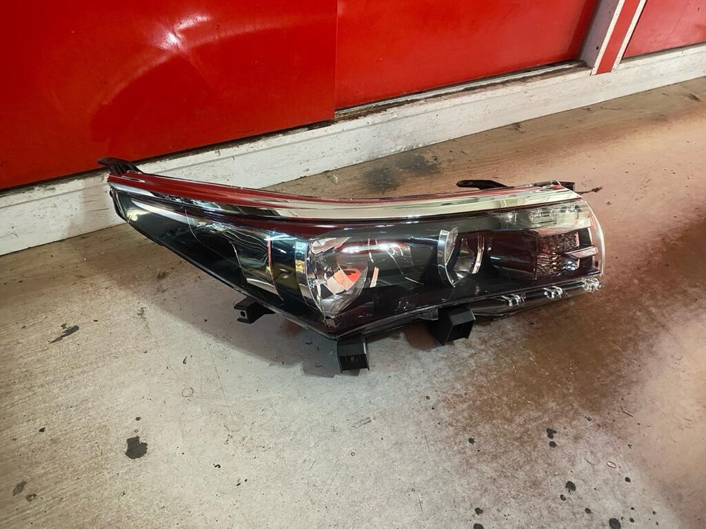 TOYOTA COROLLA 2013-2016 LEDLİ SAĞ FAR SIFIR TAİWAN A KALİTE - 2