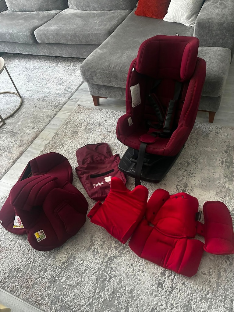 Temiz Oto Koltuğu 0-18 KG 360 Derece Dönebilir.