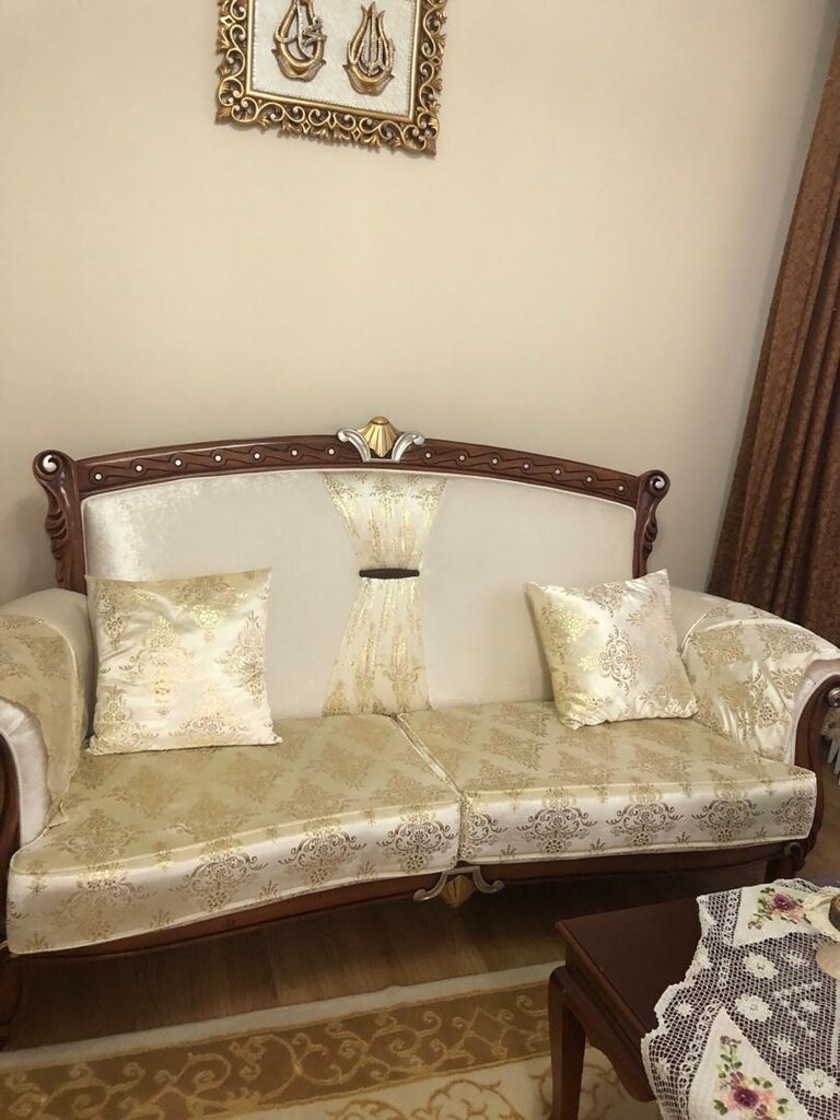 odaya girmek yasak olduğu için çok az kullanılmış koltuk takımı - 5