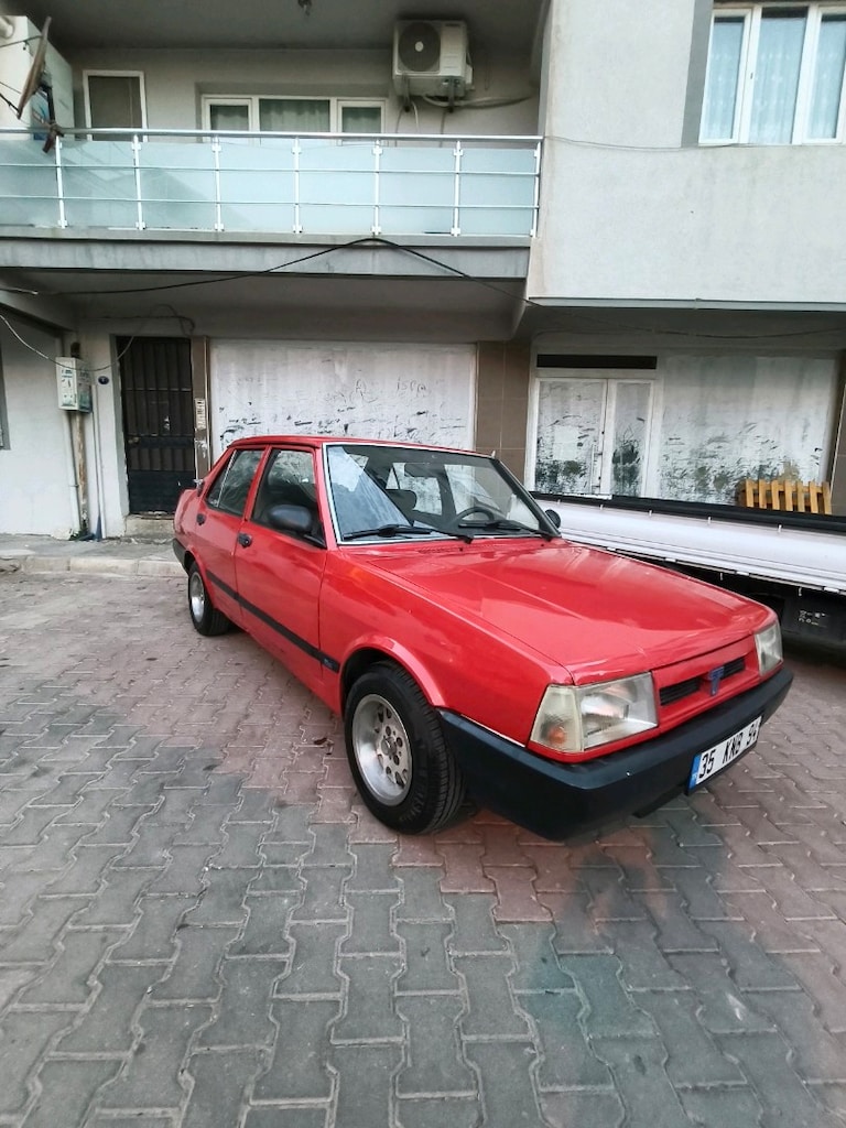 Kırmızı Tofaş Araba - 2