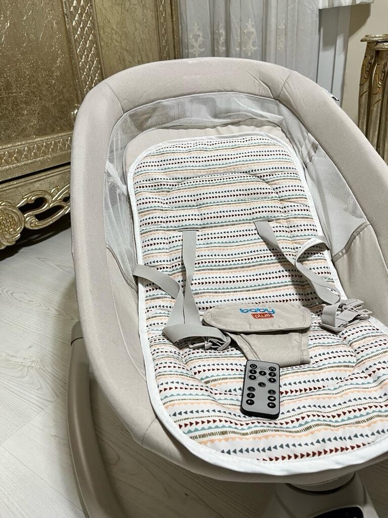 baby plusCloud Otomatik Salıncak, Elektrikli Sallanma, USB & Uzaktan K - 4