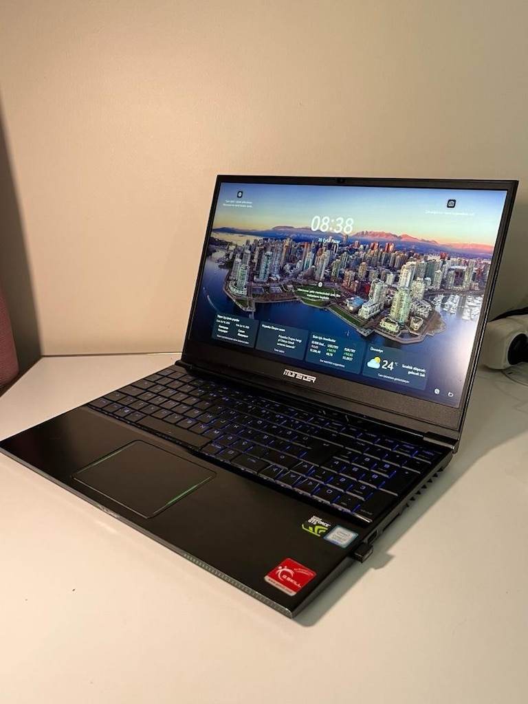 İlk Yazan Alır 16Gb Ram 6gb Ekran Kartı 750gb Ssd Yüksek İşlemci - 8