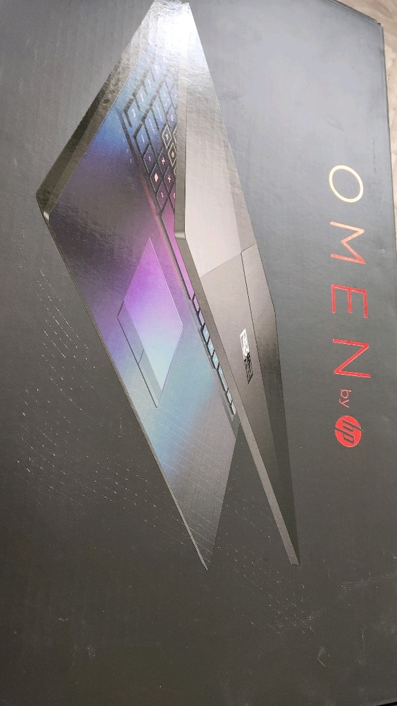 17.3" HP OMEN GAMİNG LAPTOP - 18