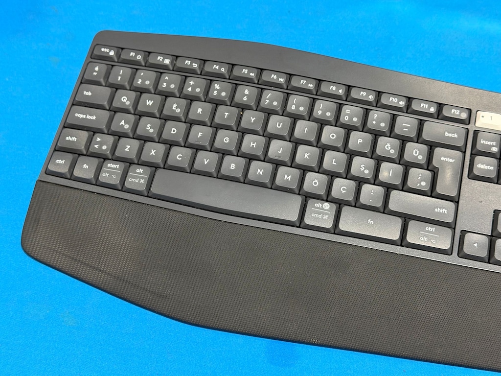 Logitech K850 Çoklu Cihaz Kablosuz Bluetooth Klavye - 3